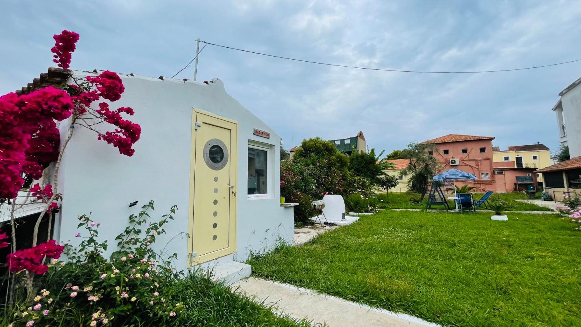 Full House Kavos Otel Dış mekan fotoğraf