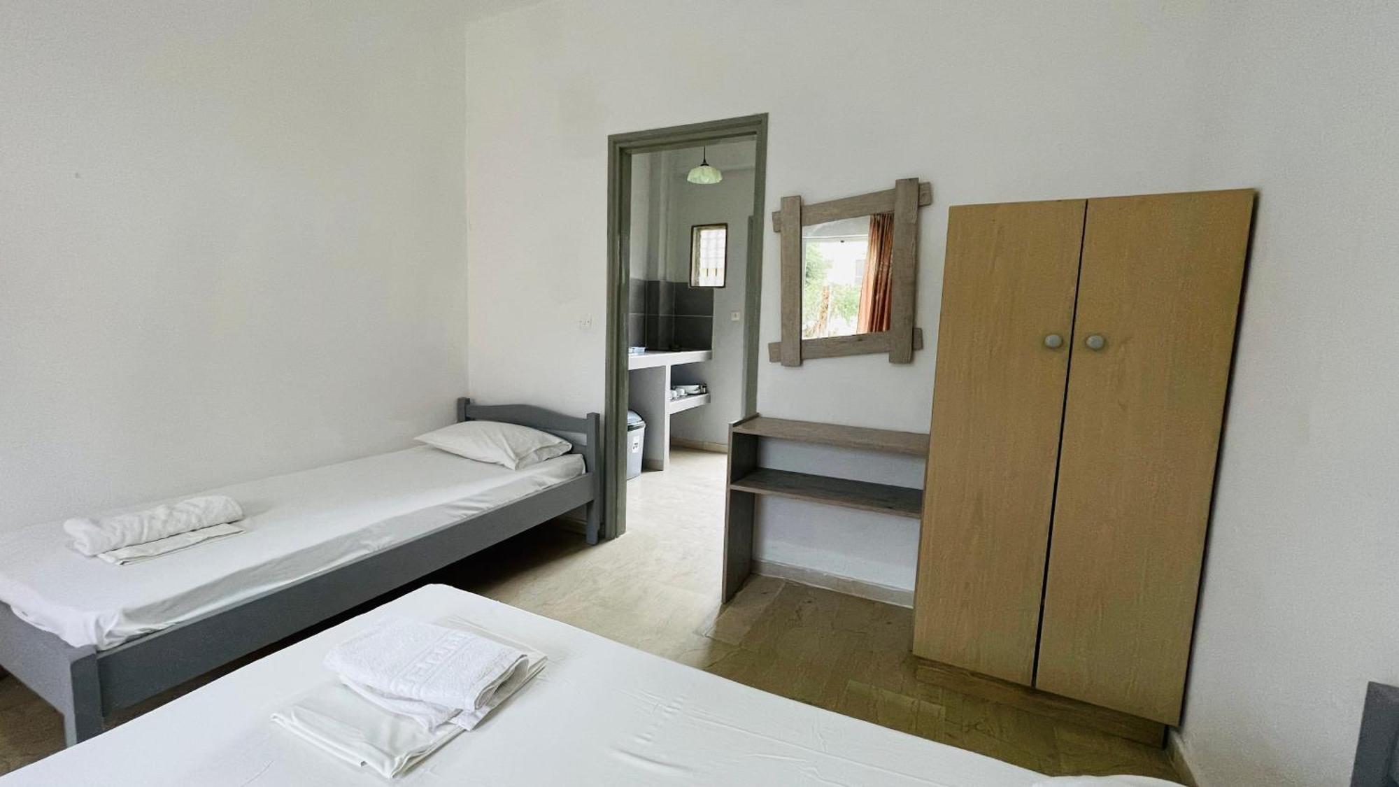 Full House Kavos Otel Dış mekan fotoğraf